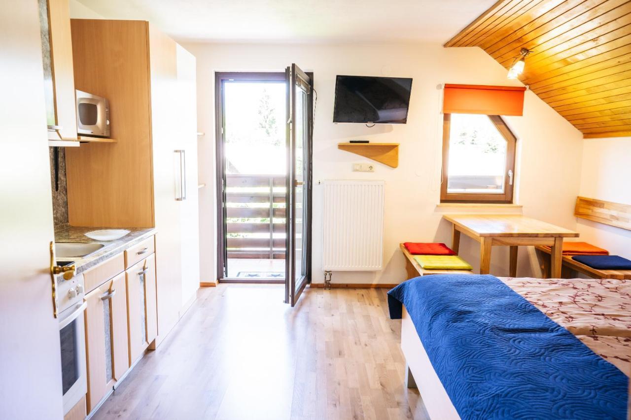 Apartmaji Alpski Cvet - Hisa Gorenc بوينج المظهر الخارجي الصورة